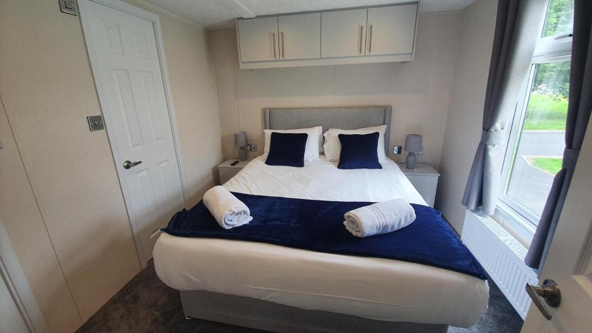Buttermere Lodge With Hot Tub Barmby on the Moor Ngoại thất bức ảnh