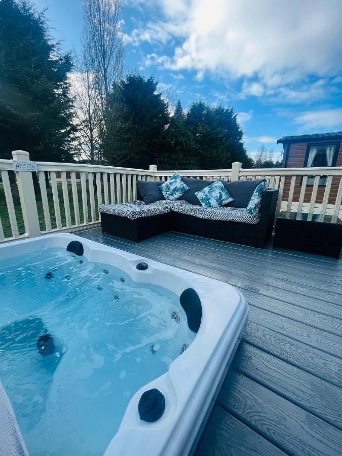 Buttermere Lodge With Hot Tub Barmby on the Moor Ngoại thất bức ảnh